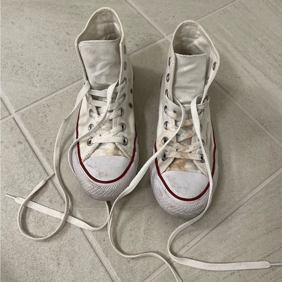 Chuck Taylor All Star Canvas Converse White High-Top Sneakers - Picture 1 of 4